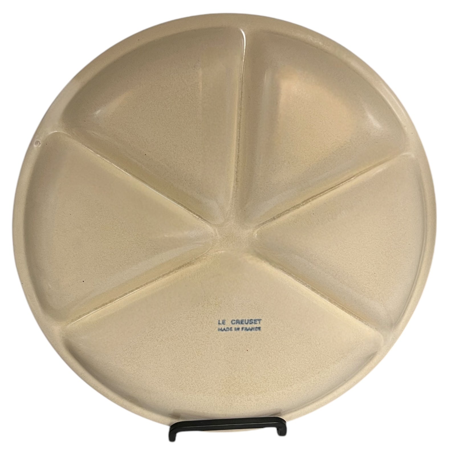 reverse of Le Creuset plate