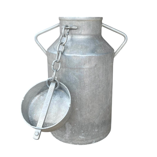Vintage French Aluminium Milk Churn with Lid – 20L Rustic Farmhouse Decor