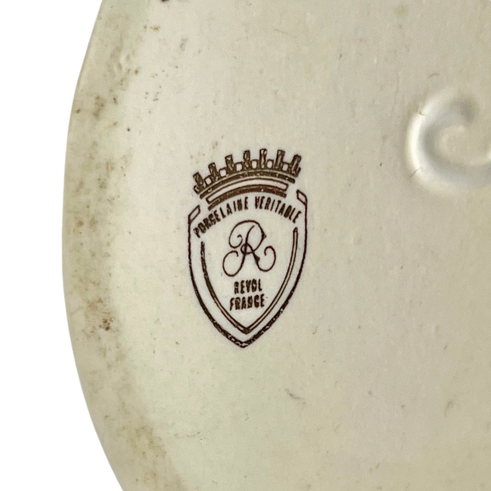 makers stamp on base of milk churn