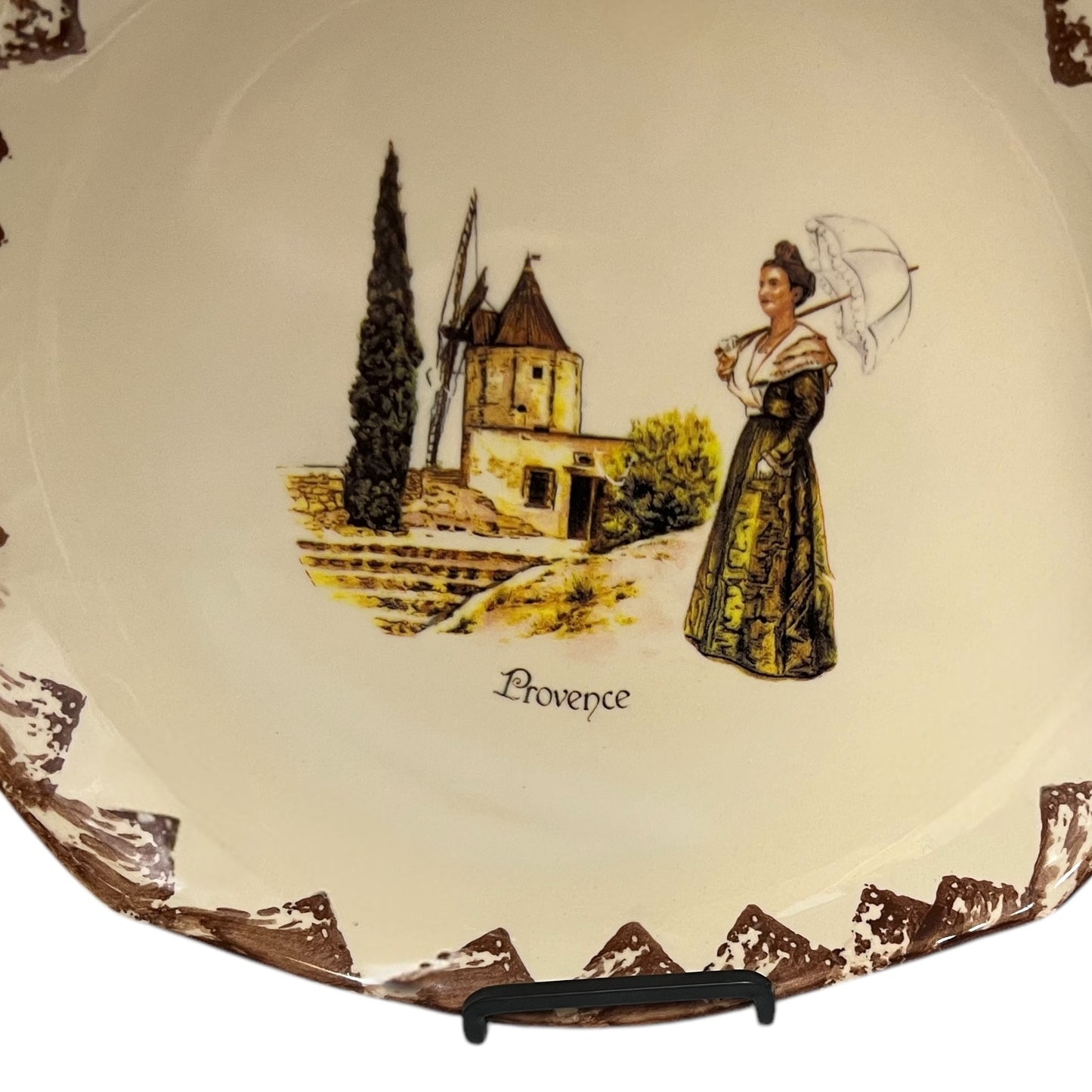 edge view of regional French plate