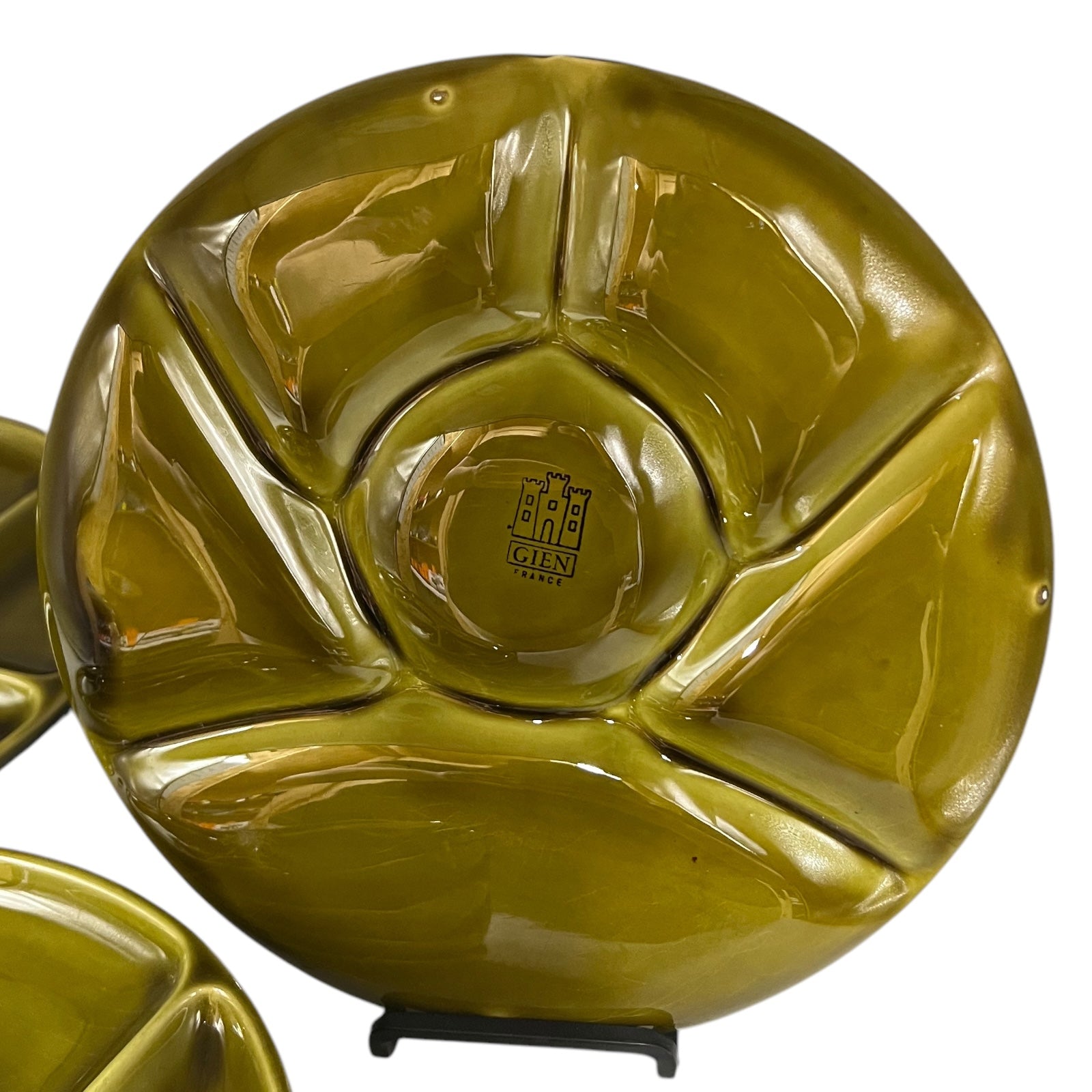 back view on fondue plates