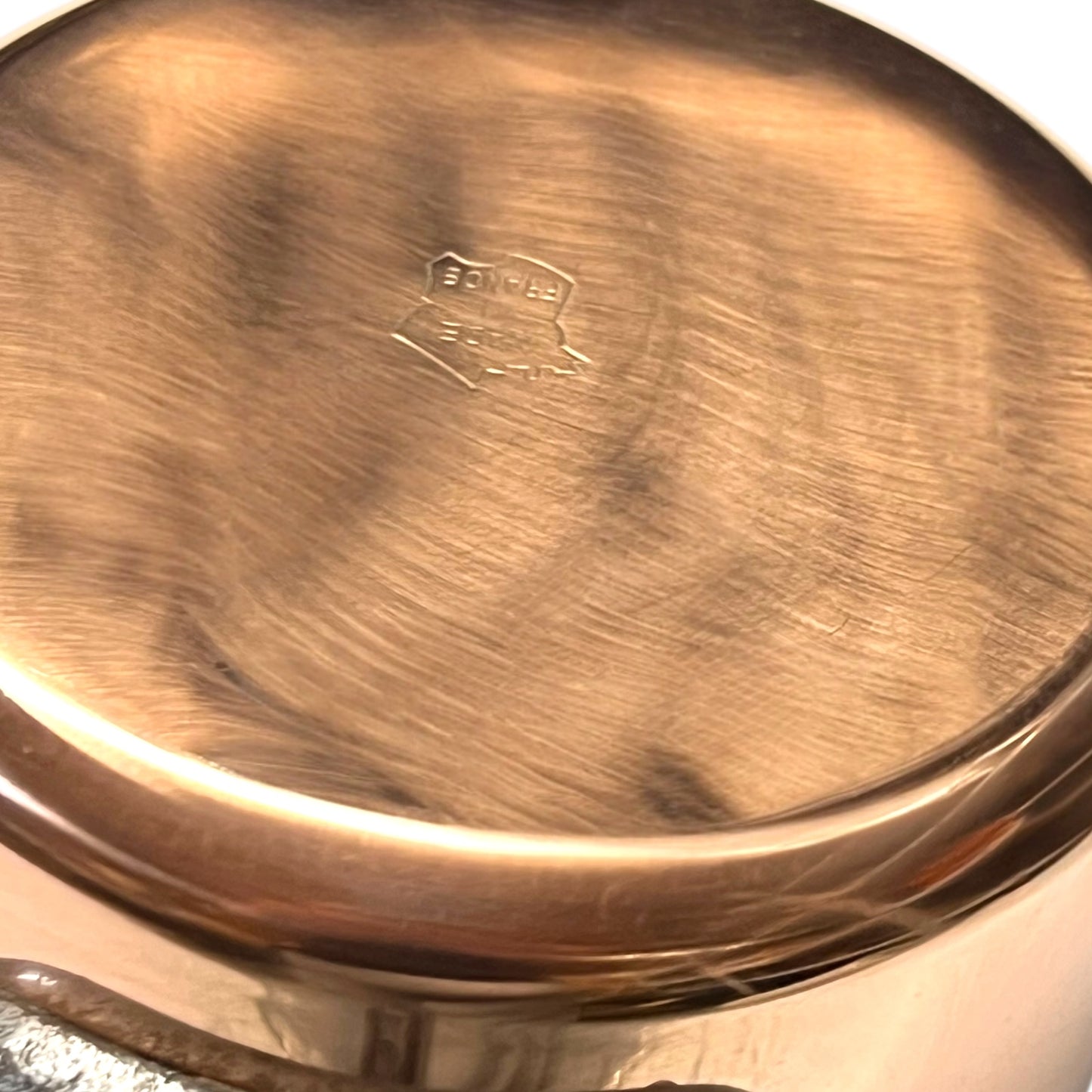 base of copper pan