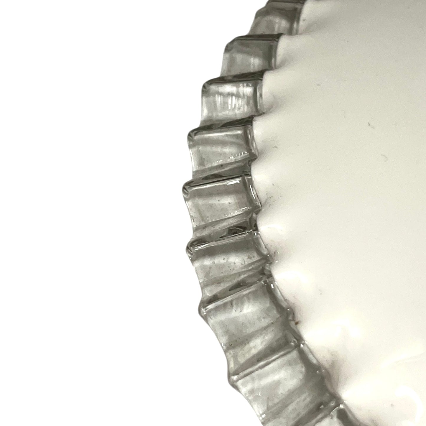 frilly edge on glass lampshade