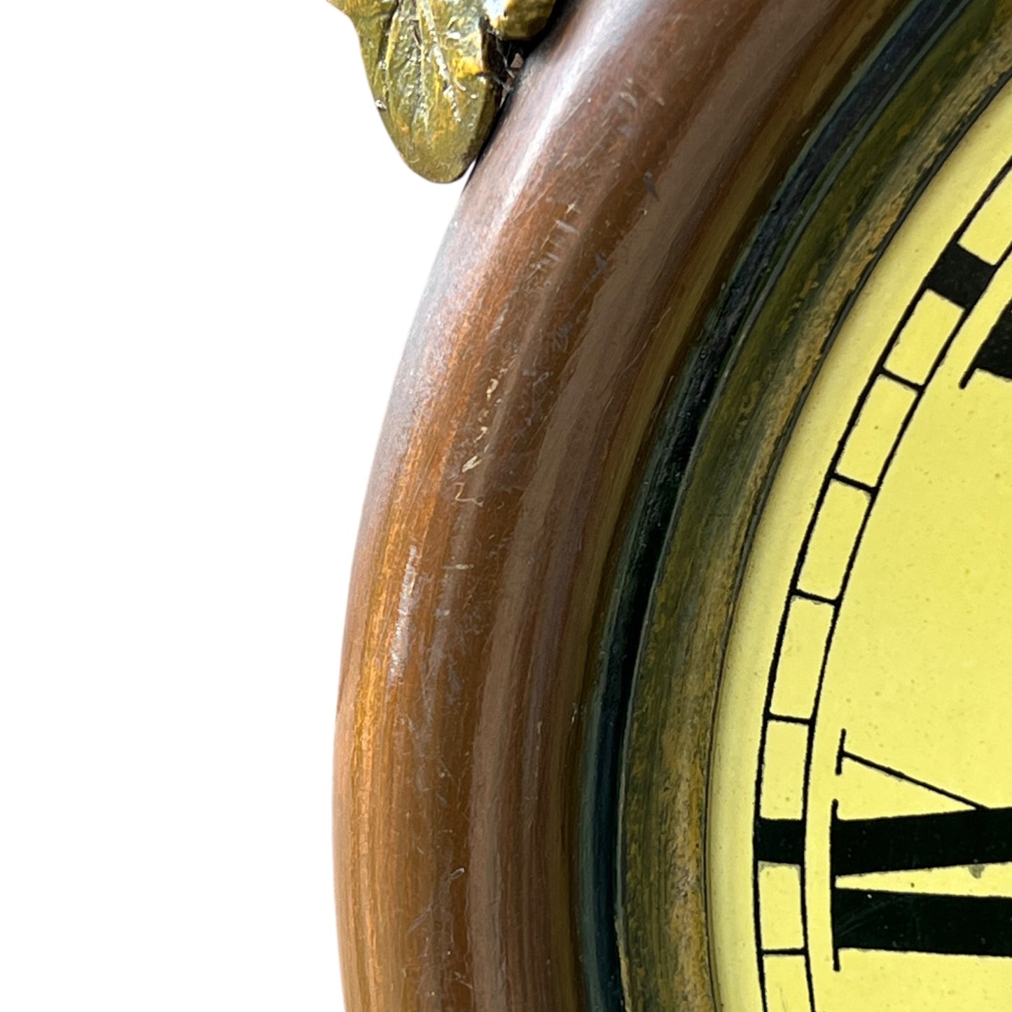 close up image of rim of clock