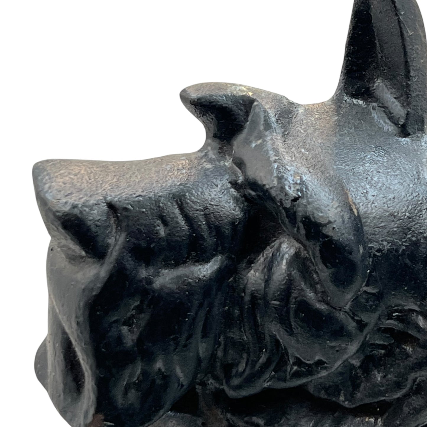close up of scottie dog doorstop