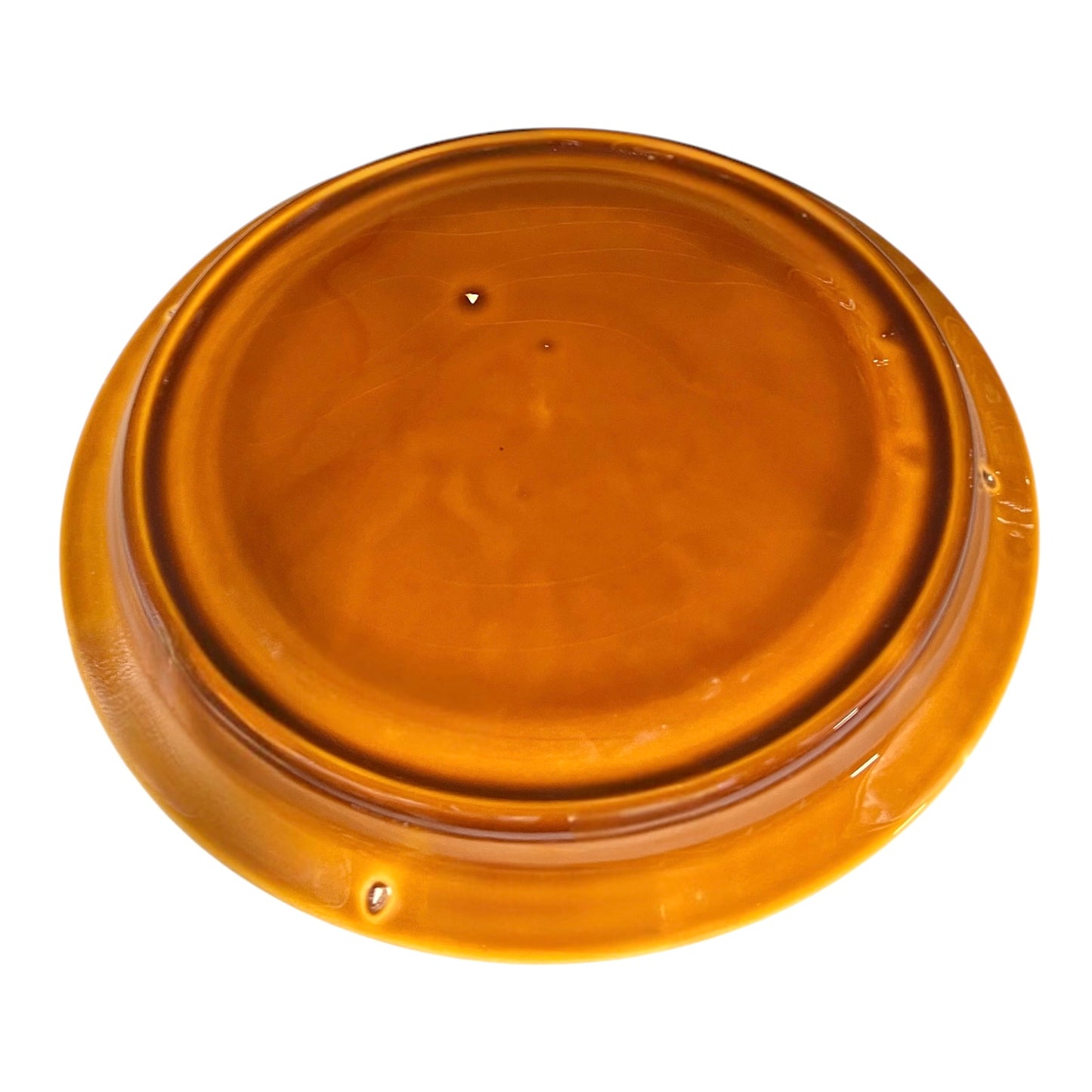 reverse view of fondue plate