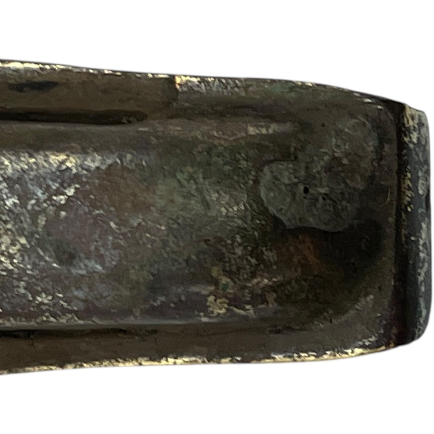 close up view of base protector