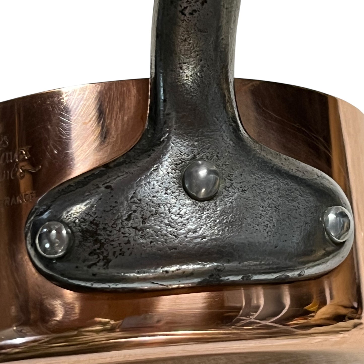 handle of French copper pan
