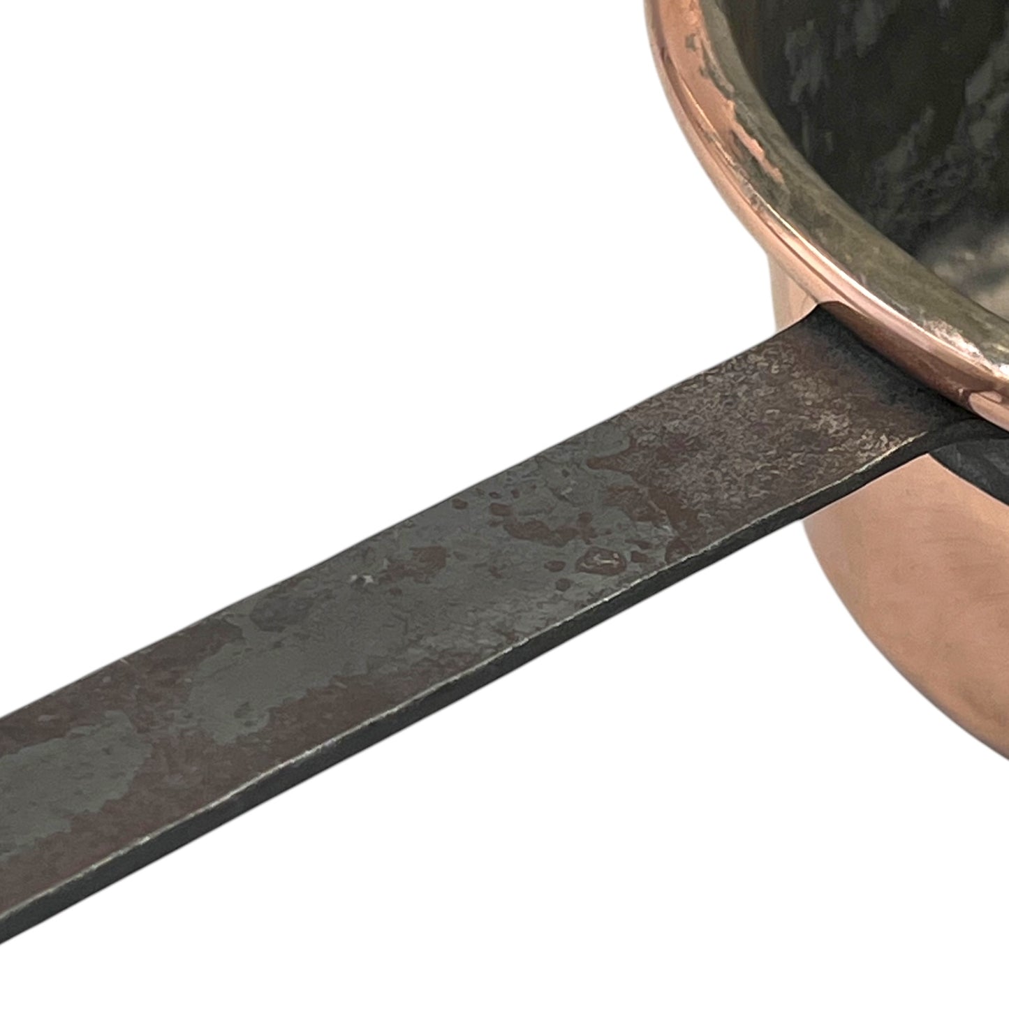 handle view of French Vintage Copper Hearth Pan Skillet