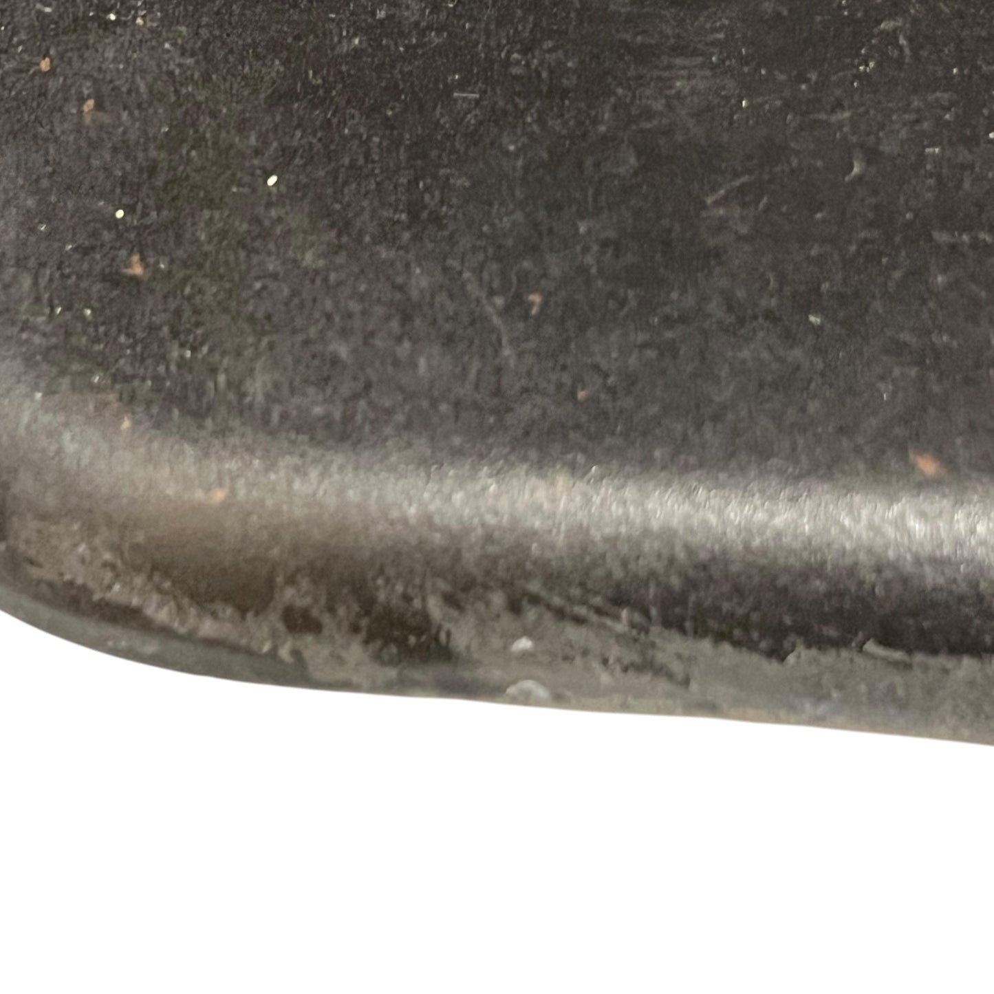 base of black Le Creuset an