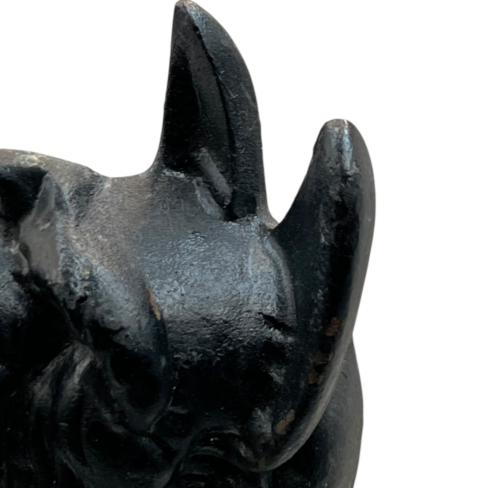 close up of scottie dog doorstop