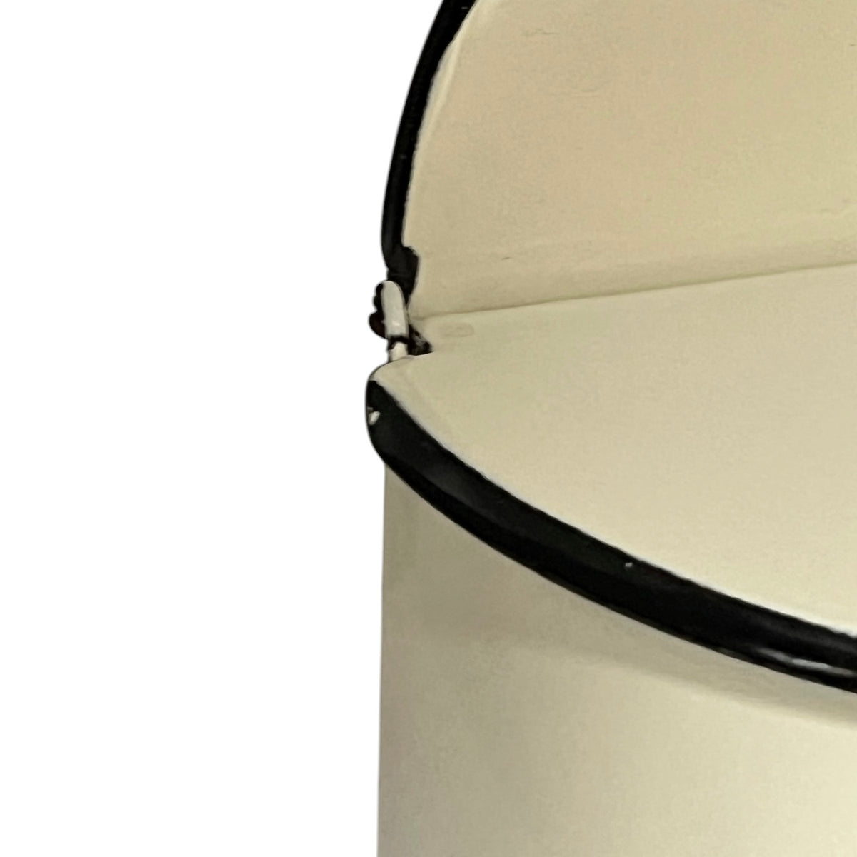 French Vintage Style Enamel Salt Box – Cream SEL Wall Hanging Pot | Farmhouse Kitchen Décor