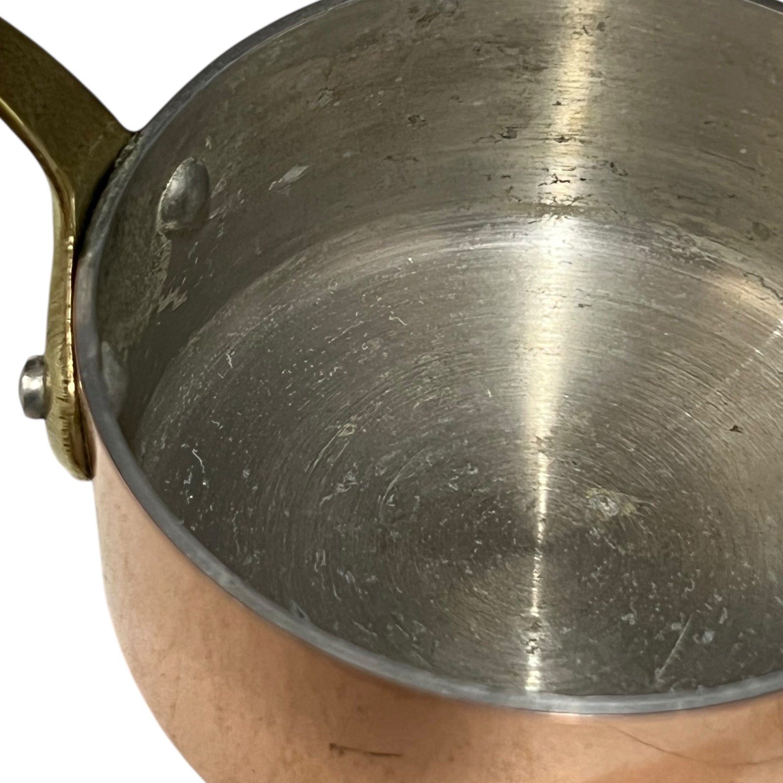 inside of copper pan