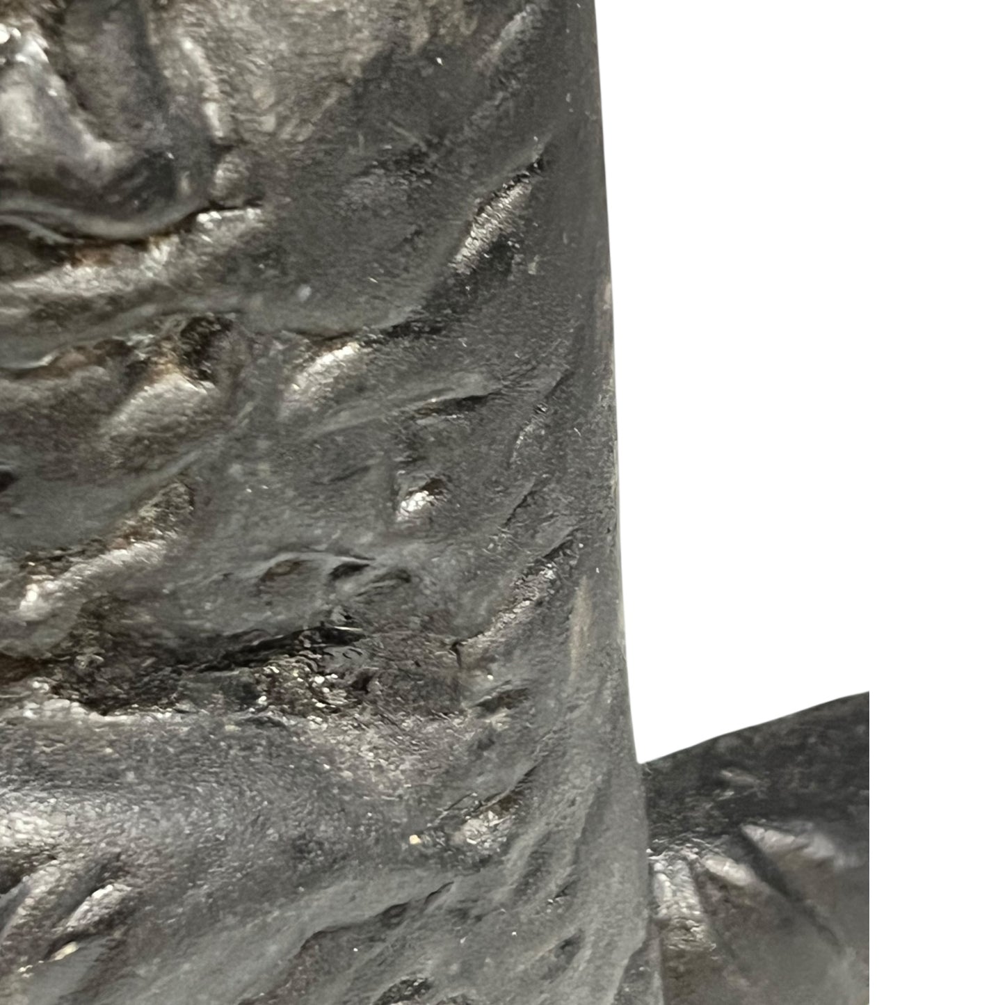 close up of scottie dog doorstop