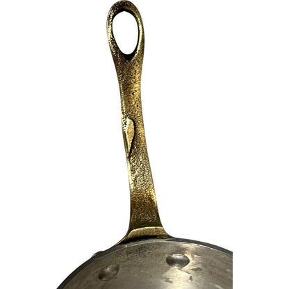 handle of copper pan