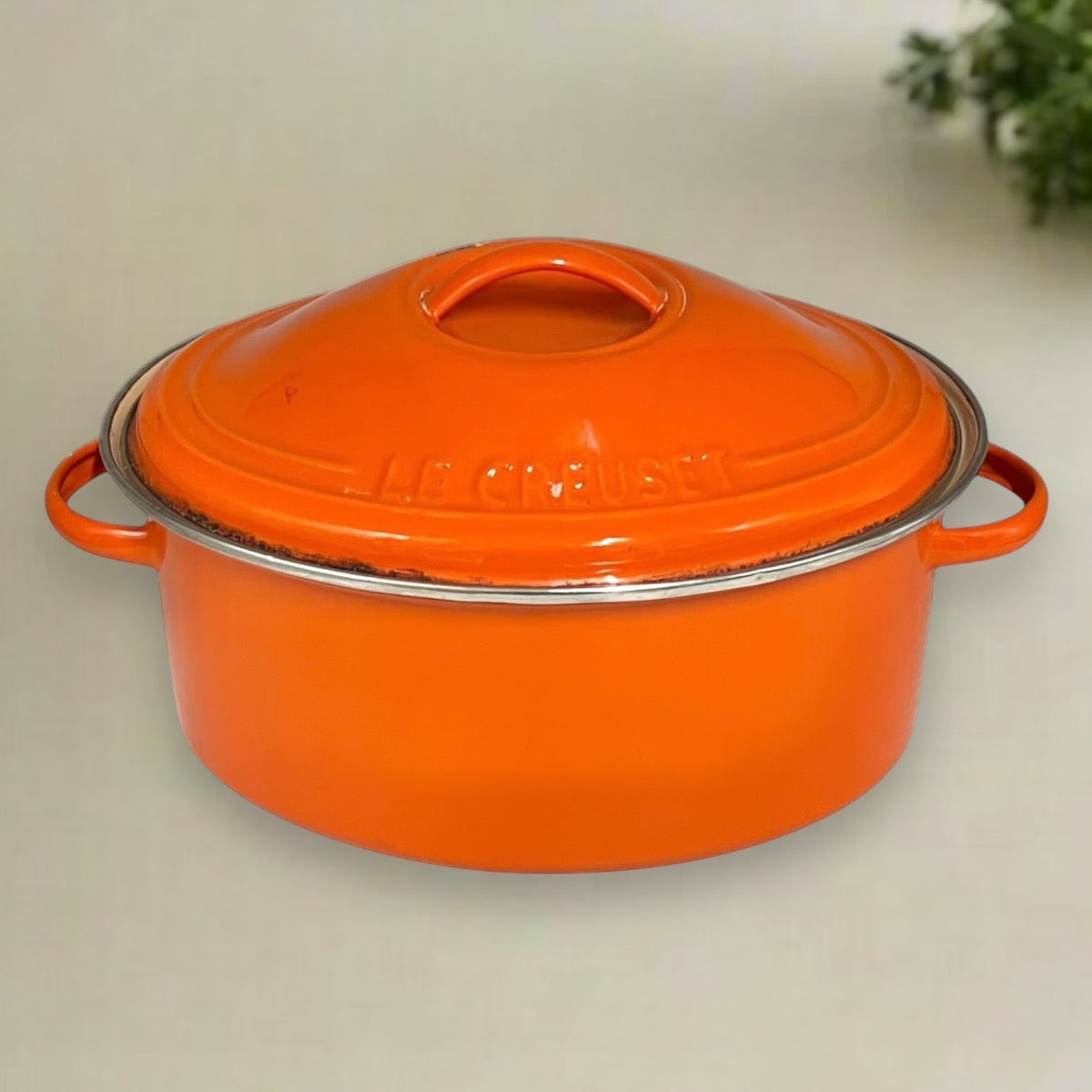 Le Creuset Casserole Dish, Orange Enamel Coated Steel with Lid  2.5 litres