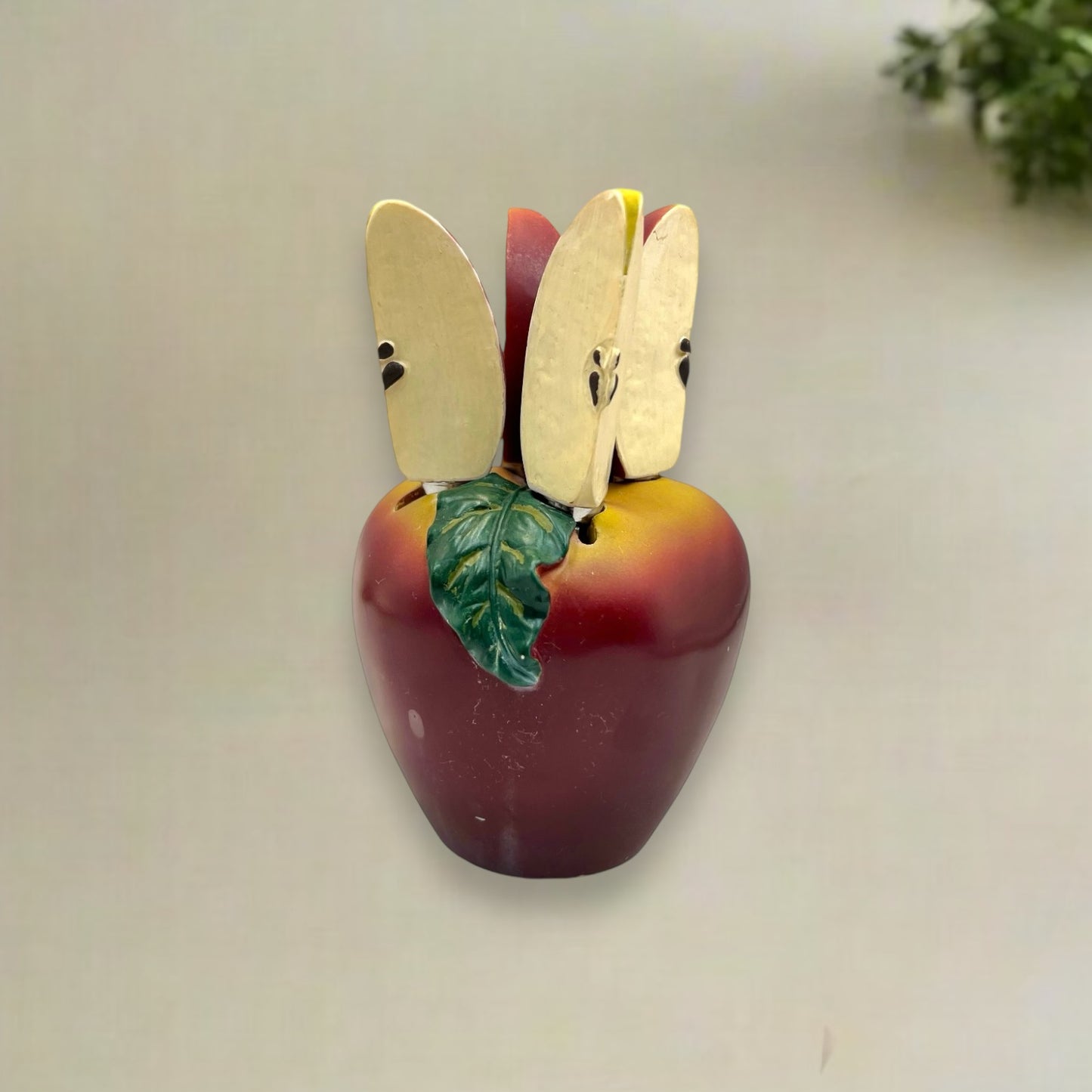 Vintage Kitsch Apple Fruit Knife Holder With 4 Little Paring Knives