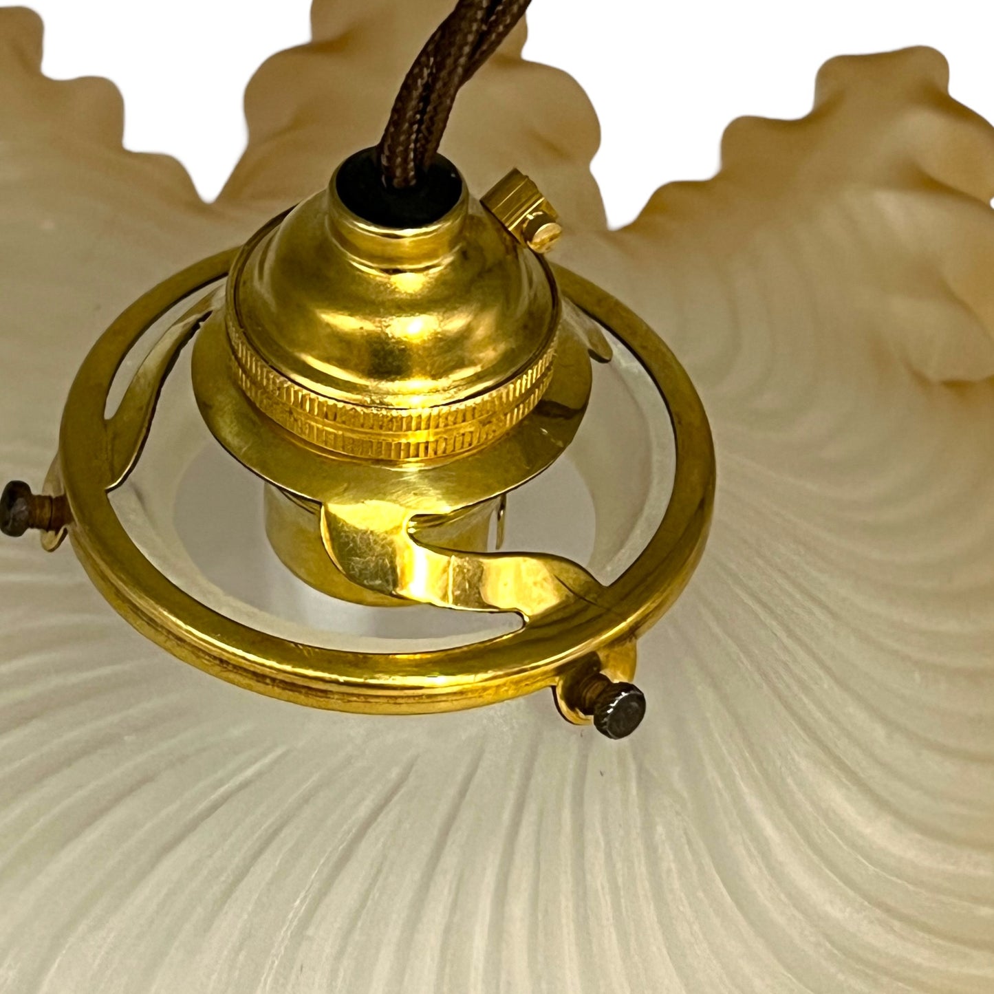 Close up og Vintage French Frosted Glass Ceiling Pendant Light, Hanging Lampshade