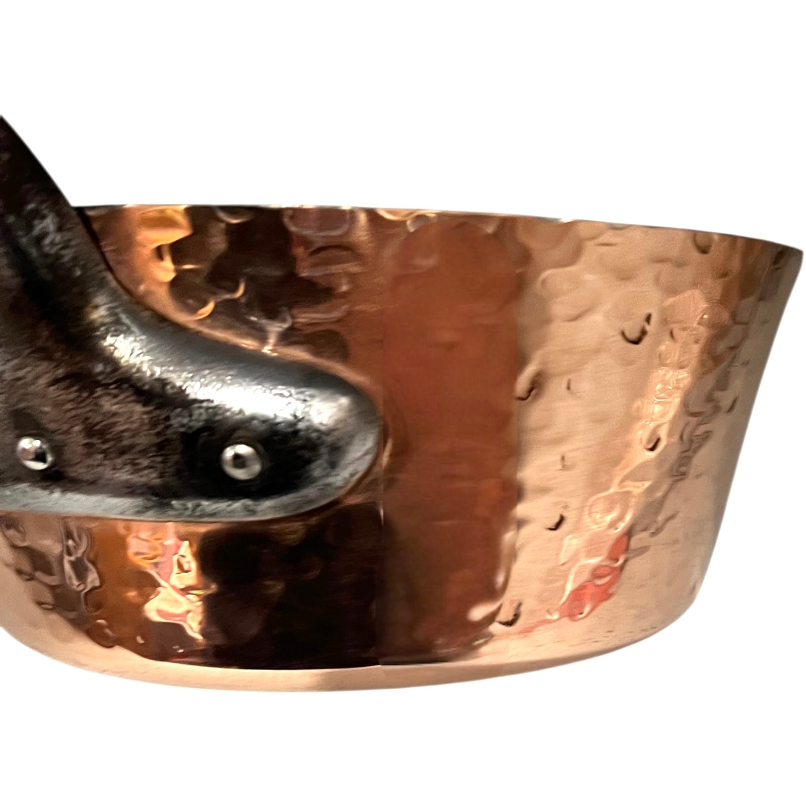 handle of copper saucepan 