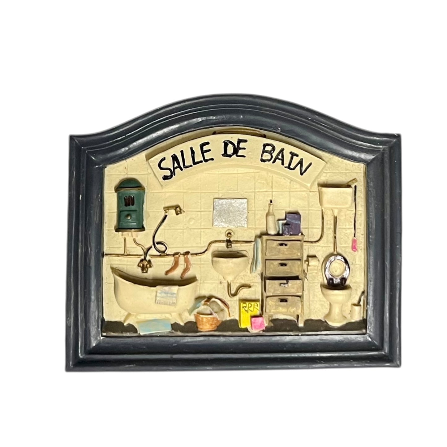 Decorative wall art of a vintage bathroom scene with 'SALLE DE BAIN' text.