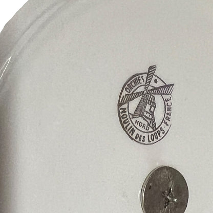 makers stamp on back of cheeseboard