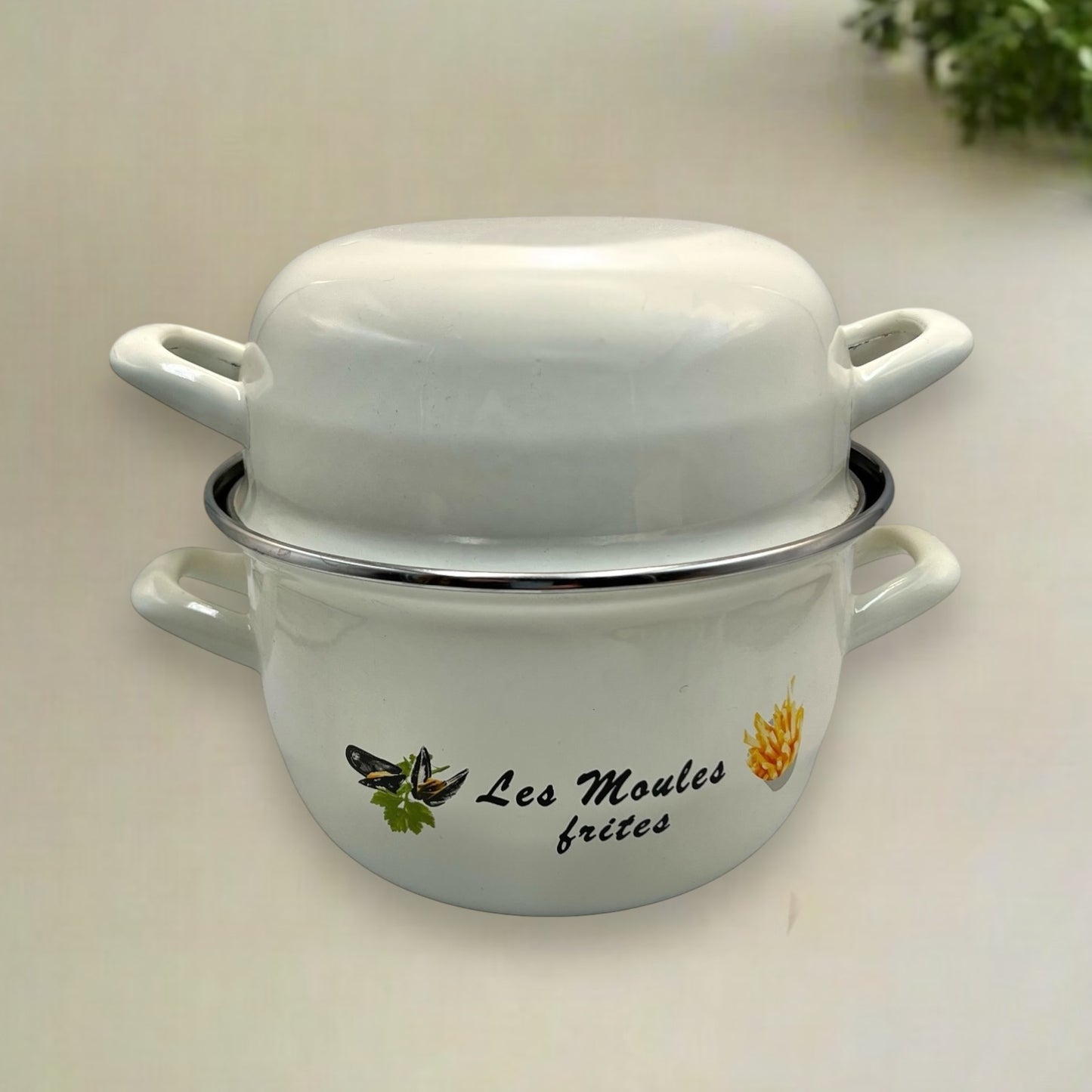 Enamel Mussels Pan, French Farmhouse Chic Les Moules Frites Pot 