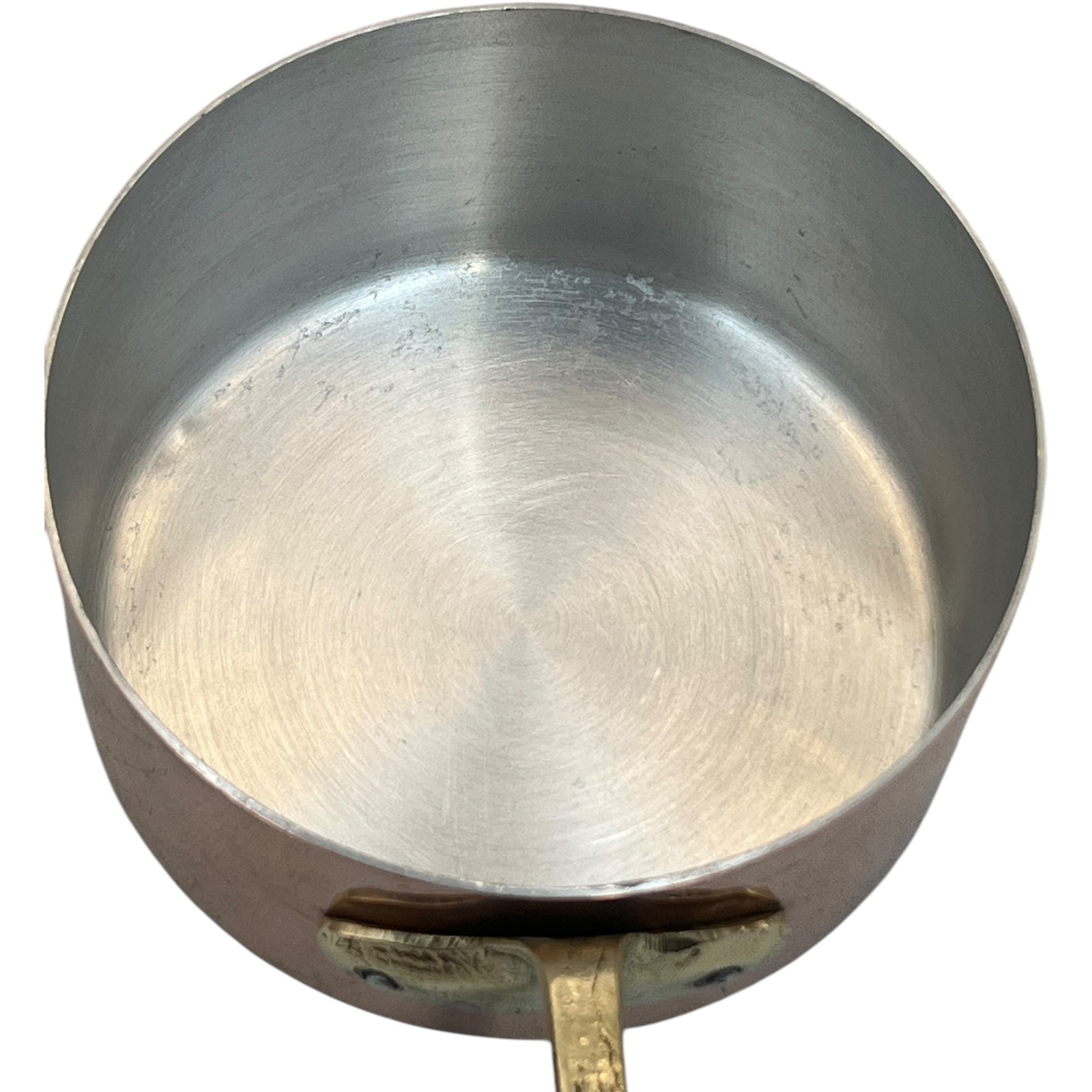 inside view of aluminium lined copper pan