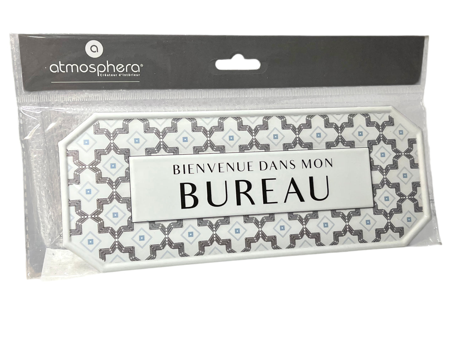 Packaged product with decorative label and 'atmosphera' branding