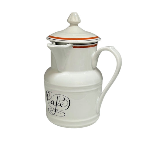 White ceramic coffee pot with 'Cafe' inscription on a white background