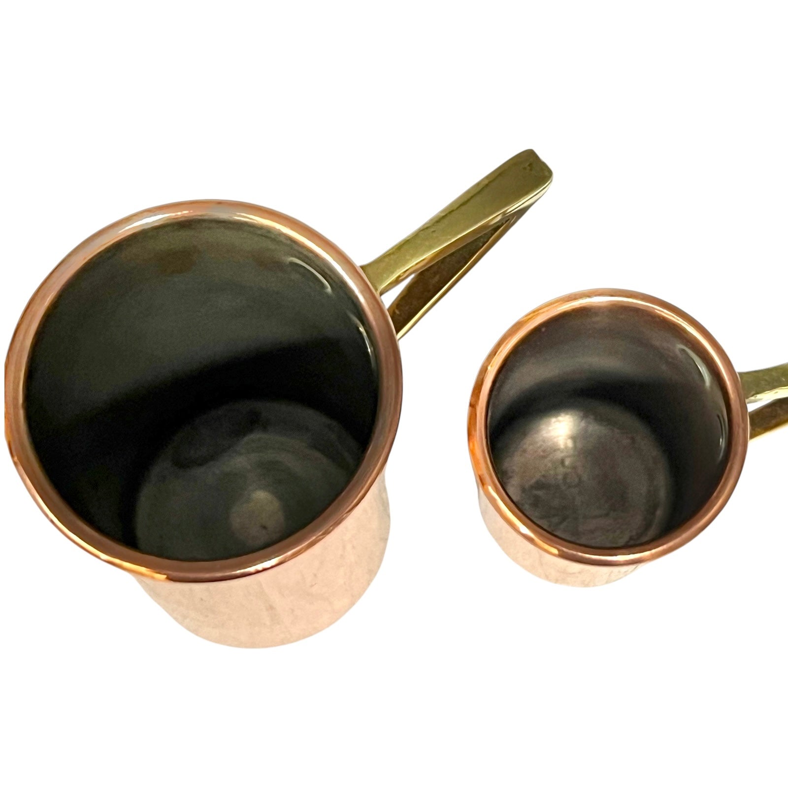 inside of copper measure set