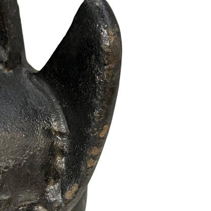 close up of scottie dog doorstop