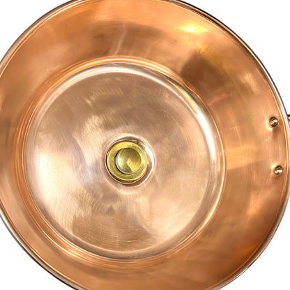 Copper basin close up image inside 