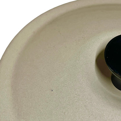 Rare Vintage Le Creuset Cast Iron Fondue Pan – 1960s/70s "Tulip" Pattern Saucepan