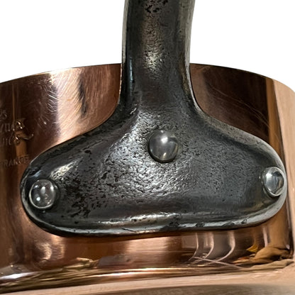 handle of French copper pan