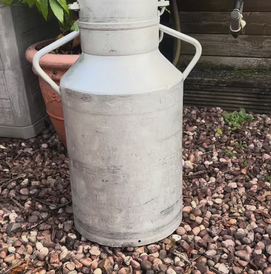 video of vintage French aluminium churn 