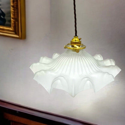 image French vintage glass ceiling  lamp shade