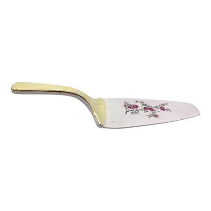 Image of French vintage porcelain cake slice side view